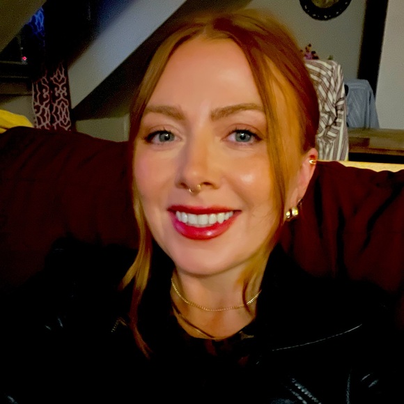 Meet your Posher, Kate - Picture 1 of 1